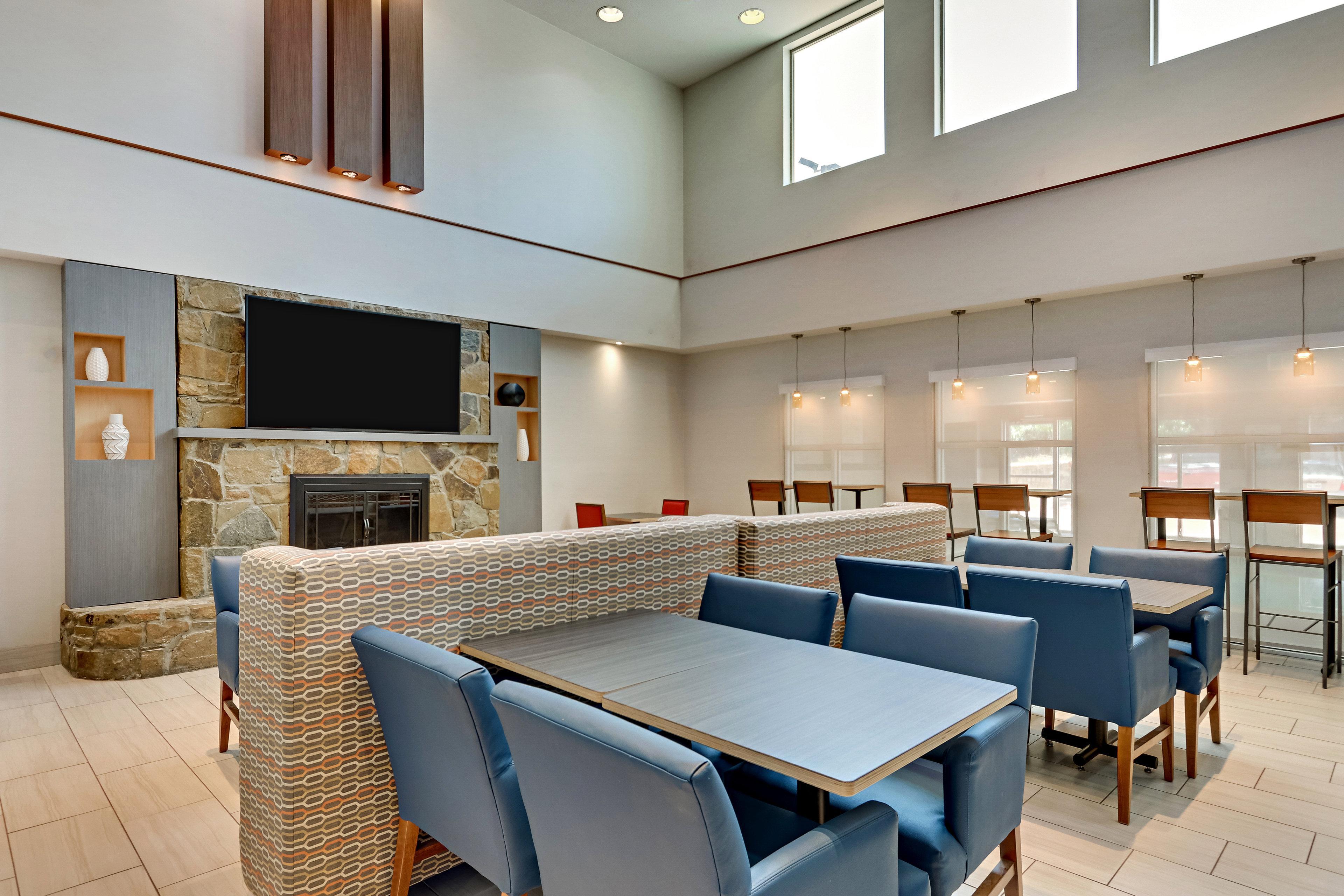 Holiday Inn Express Hotel And Suites Weatherford By Ihg Exterior foto