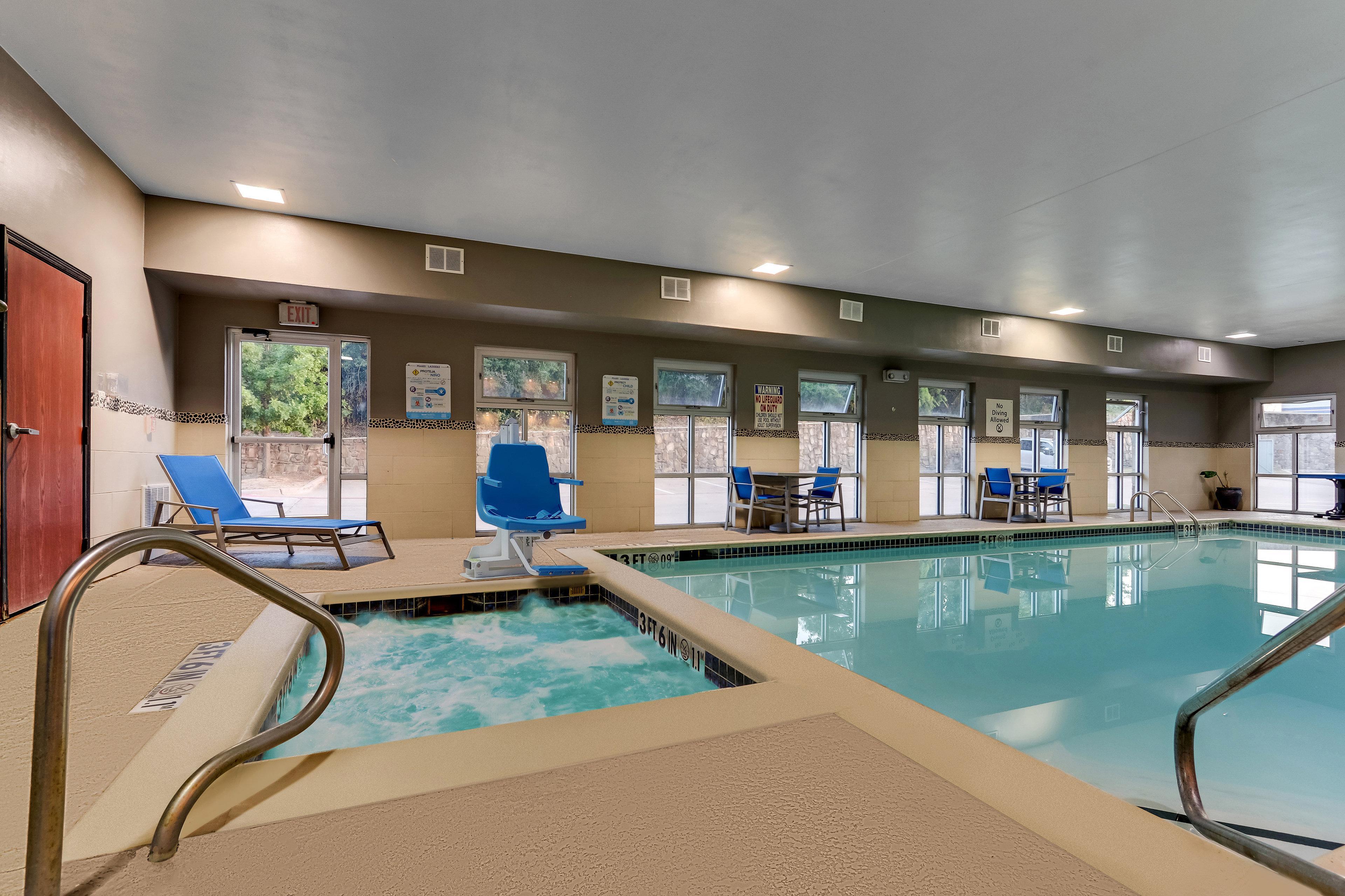Holiday Inn Express Hotel And Suites Weatherford By Ihg Exterior foto